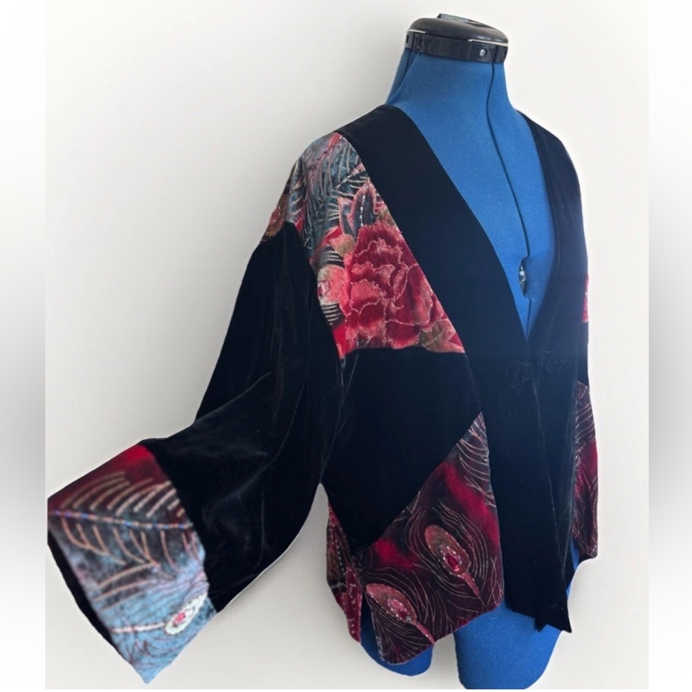 Aria A Boho Silk Beaded Kimono Duster Peacock Feathers & Floral Size S